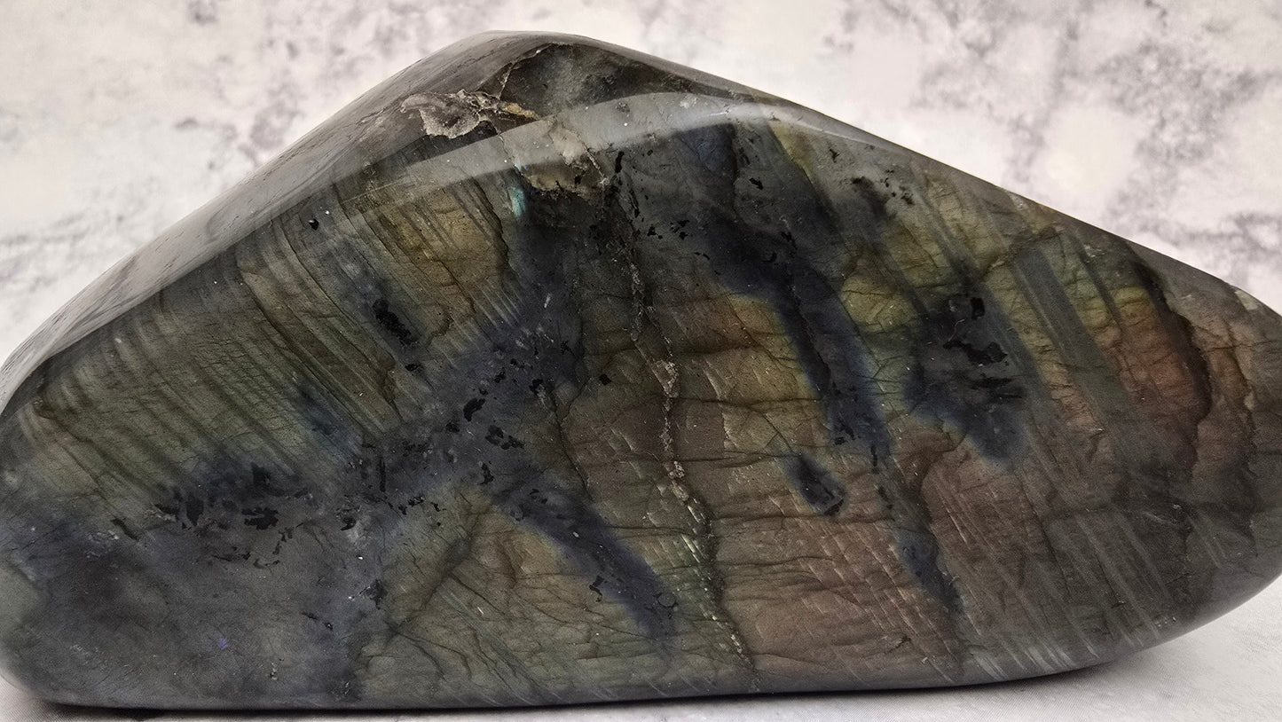 Labradorite freeform