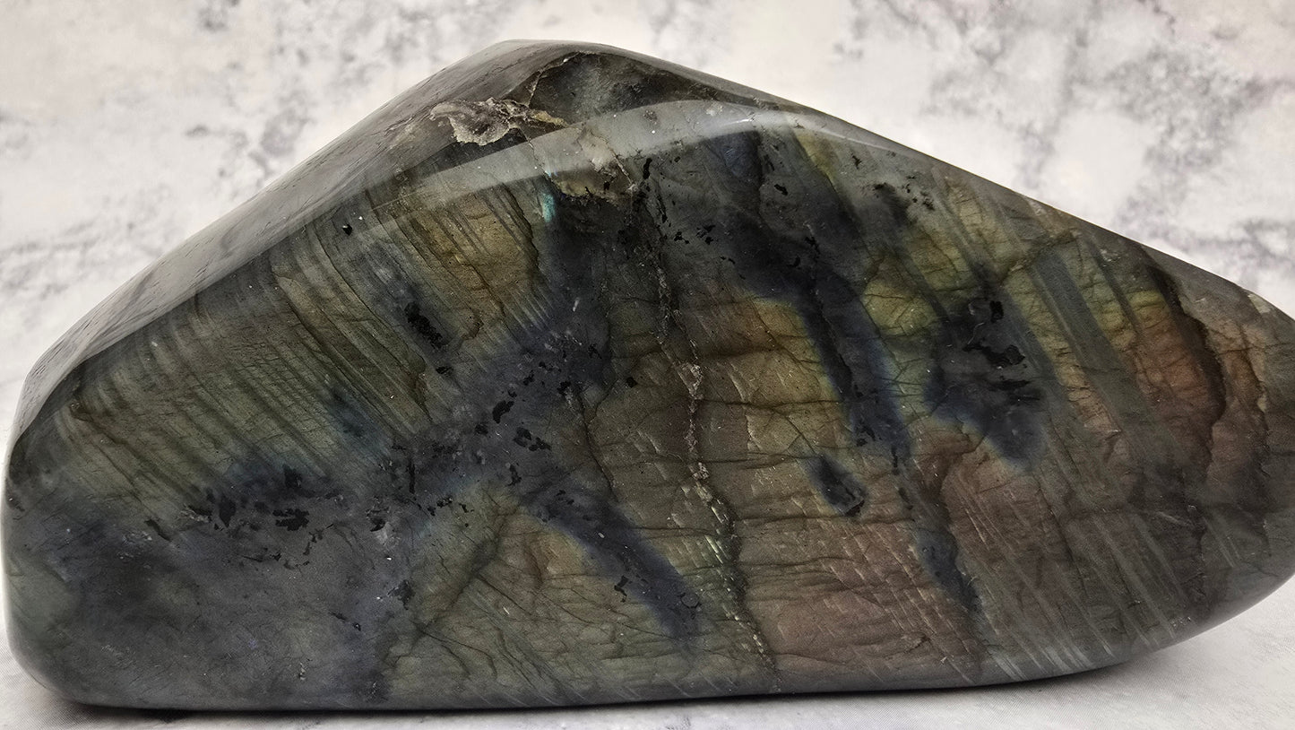 Labradorite freeform