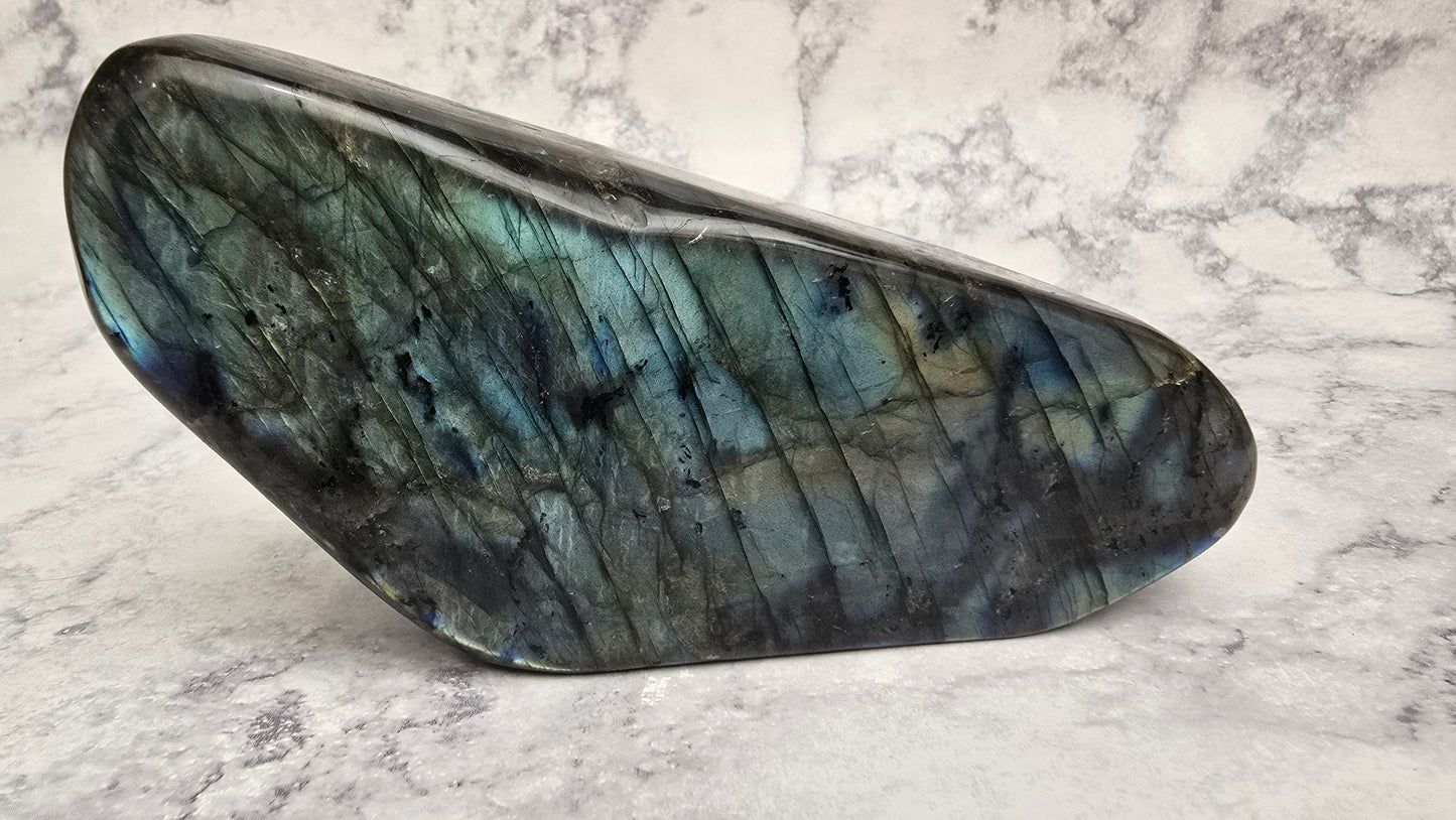 Labradorite freeform